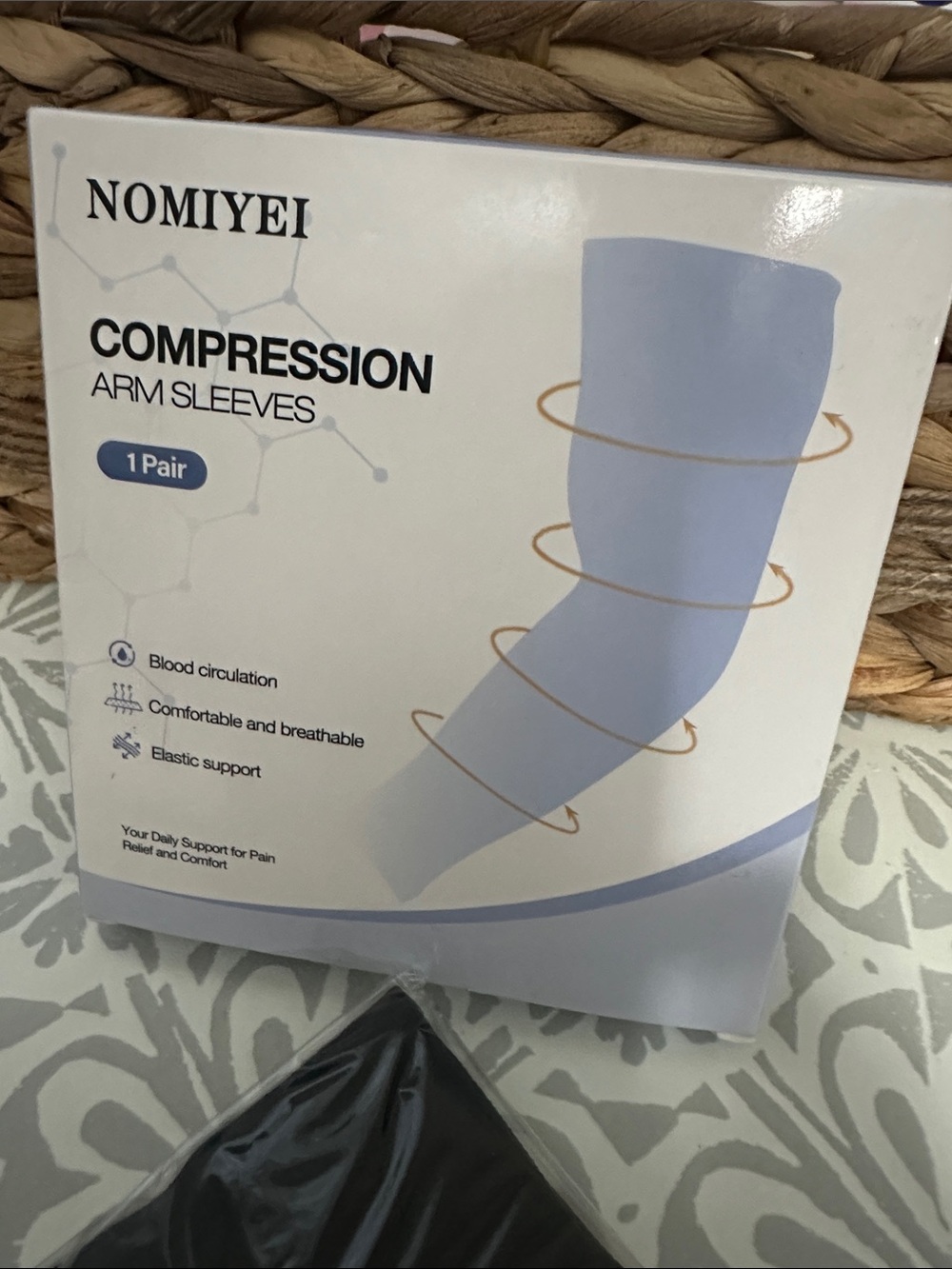 Set of Black Compression Arm Sleeves Sz 2XL NWT